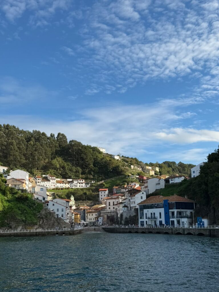 cudillero en Van Van Go