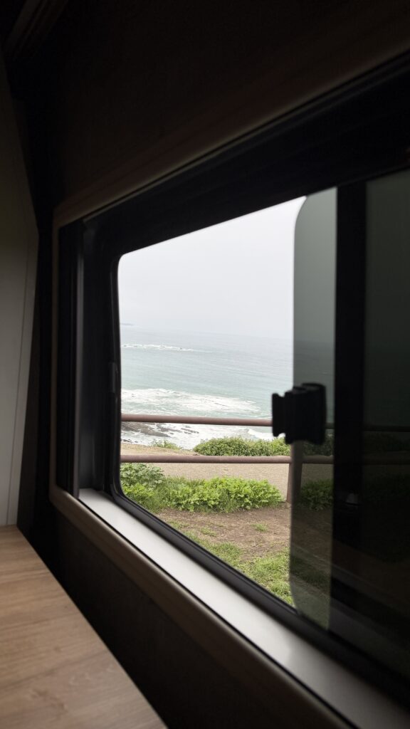 ventana al mar en Van Van Go